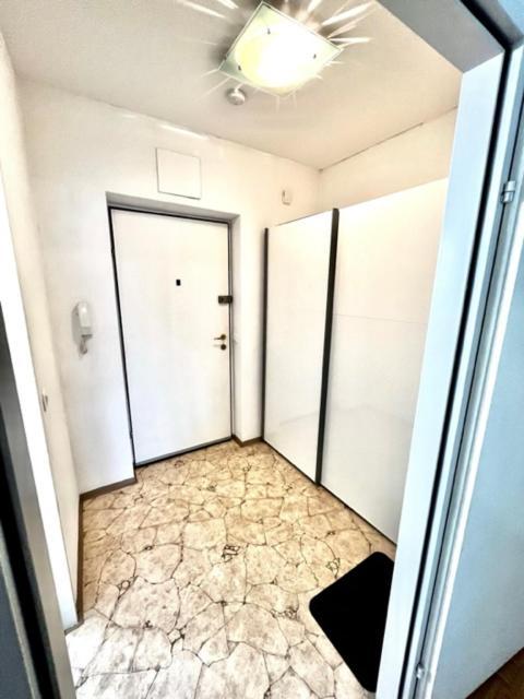 Ganze Ferienwohnung In Top Lage Mit Loggia Κλάγκενφουρτ Εξωτερικό φωτογραφία